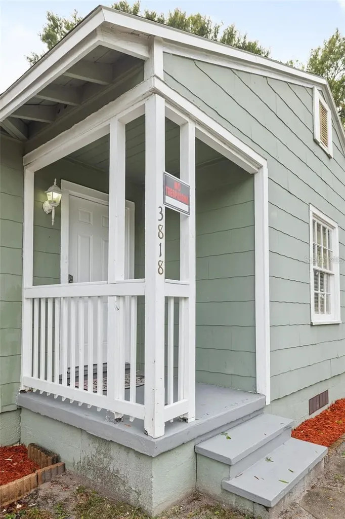 3818 W Euclid Avenue Tampa FL 33629