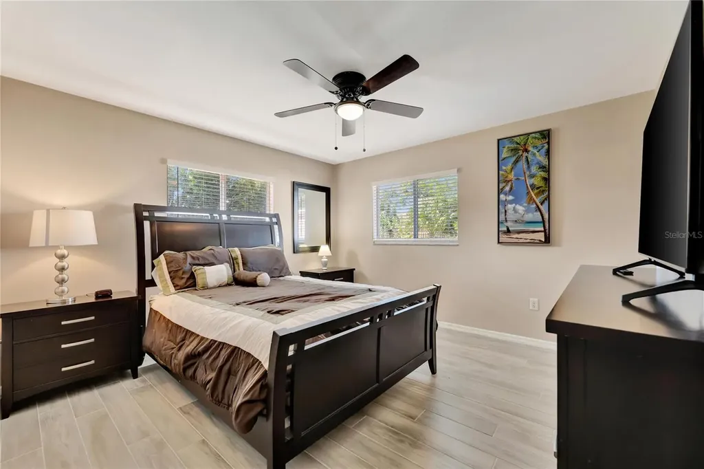 2916 Woodcrest Drive Sarasota FL 34239