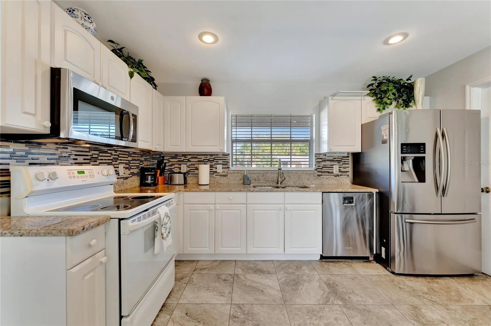 2916 Woodcrest Drive Sarasota FL 34239