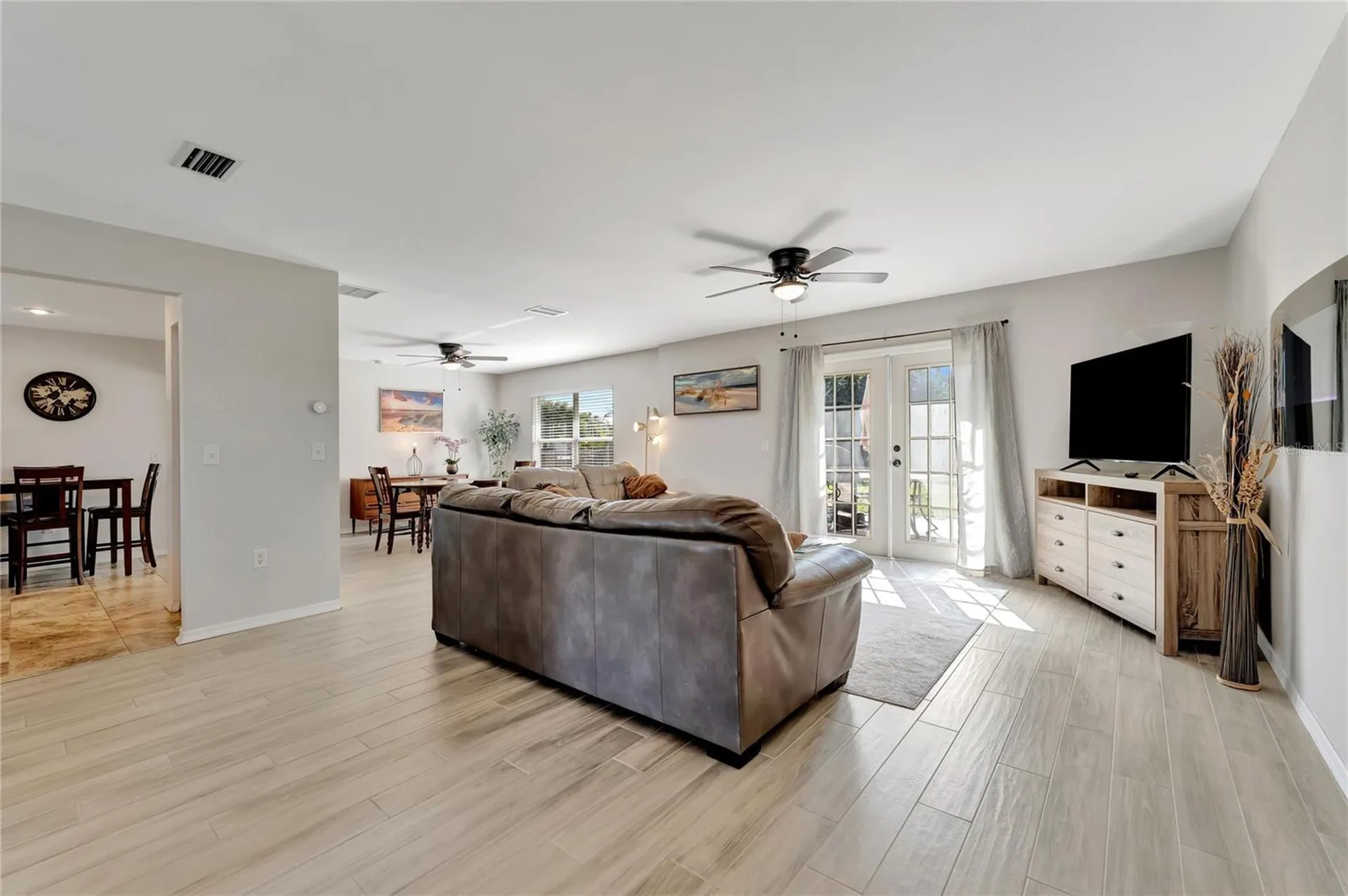 2916 Woodcrest Drive Sarasota FL 34239