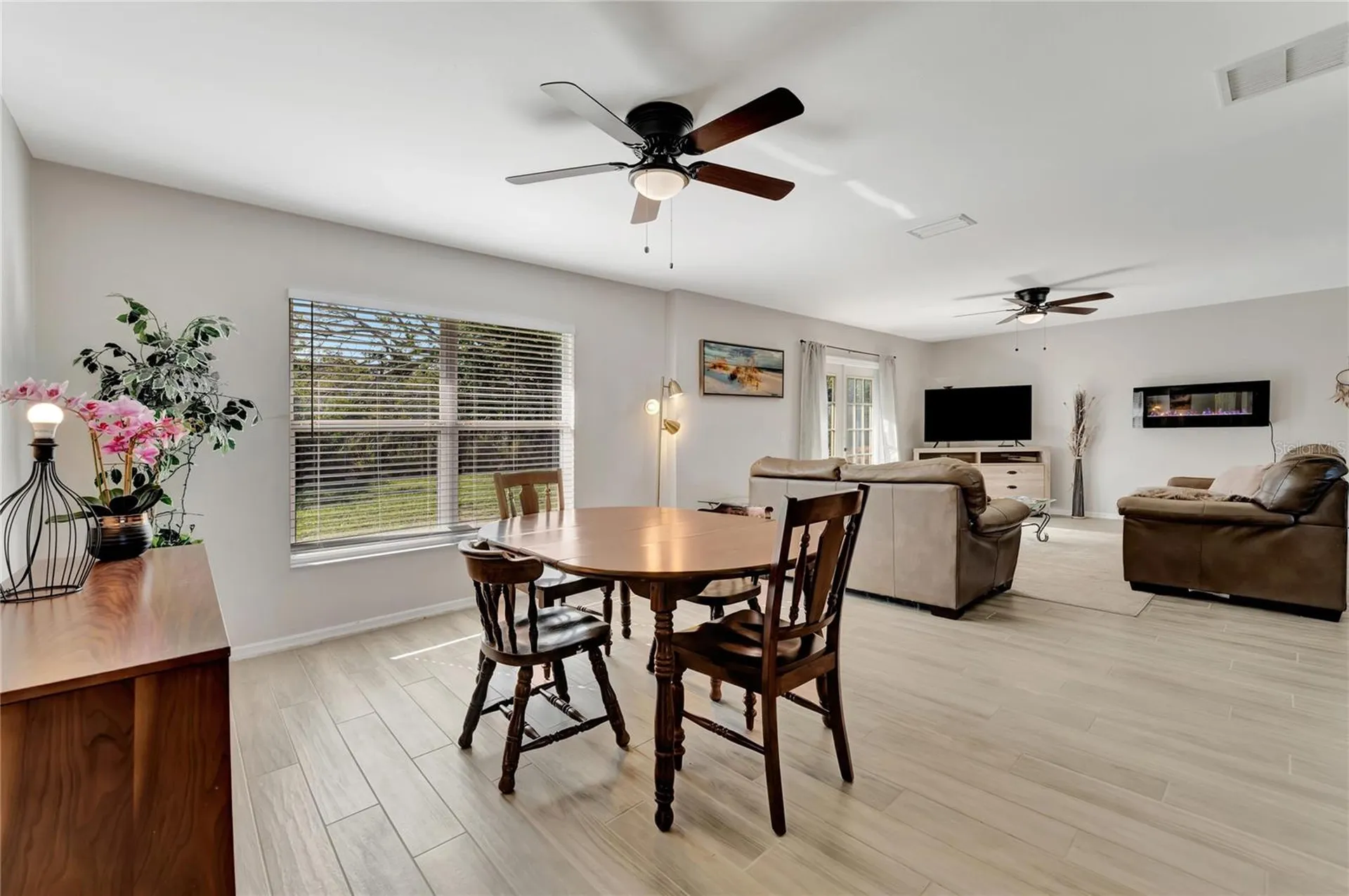 2916 Woodcrest Drive Sarasota FL 34239