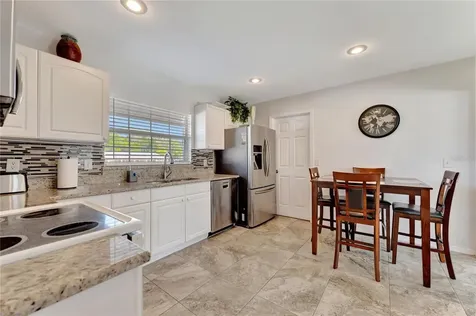 2916 Woodcrest Drive Sarasota FL 34239