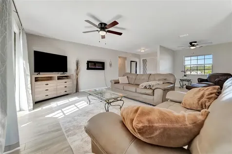 2916 Woodcrest Drive Sarasota FL 34239