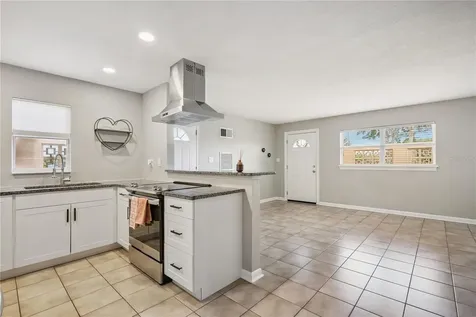 516 B Street Casselberry FL 32707