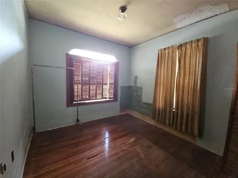 1821 Woodward Street Orlando FL 32803