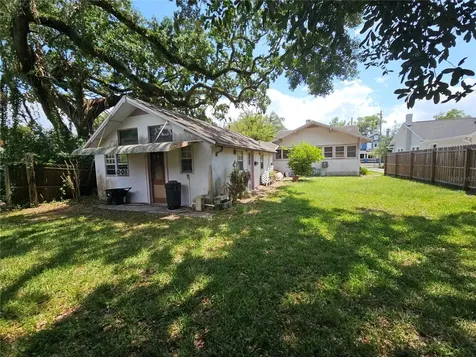 1821 Woodward Street Orlando FL 32803