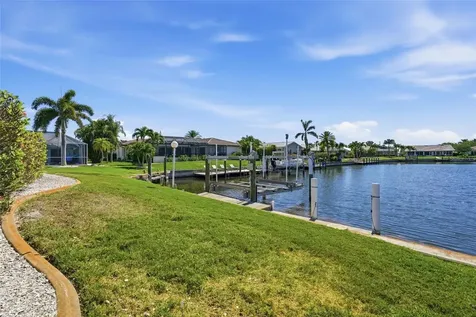 855 Pamela Drive Punta Gorda FL 33950