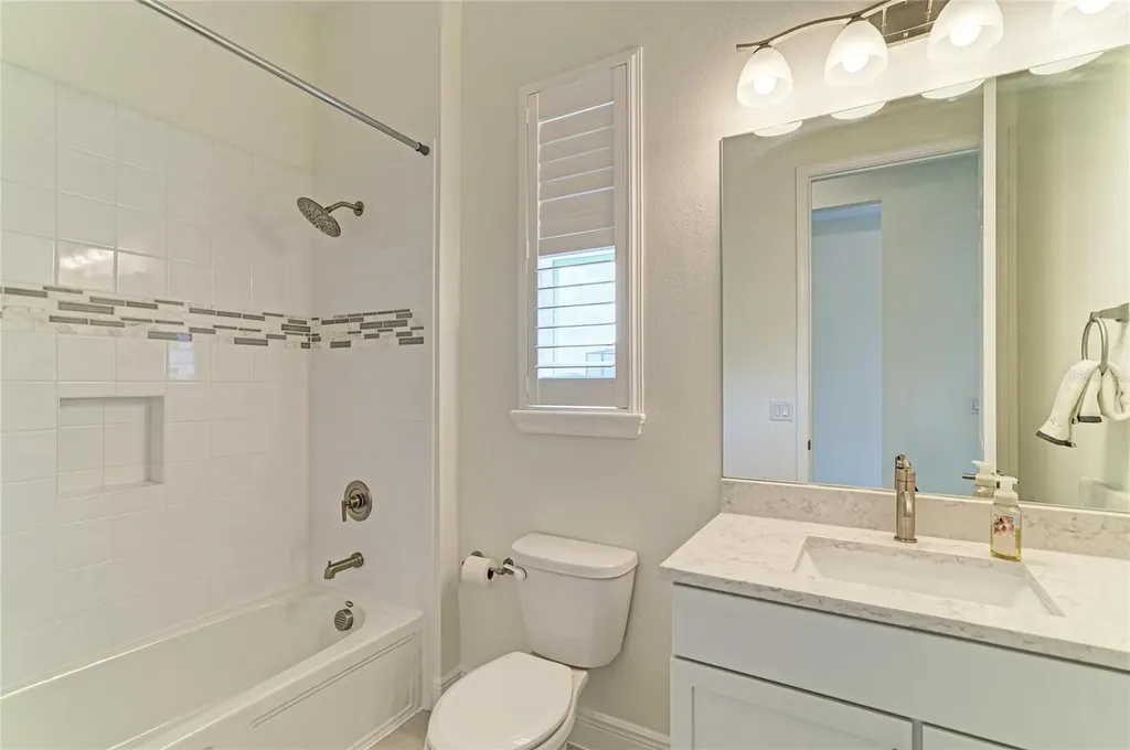 12813 Glisten Court Parrish FL 34219