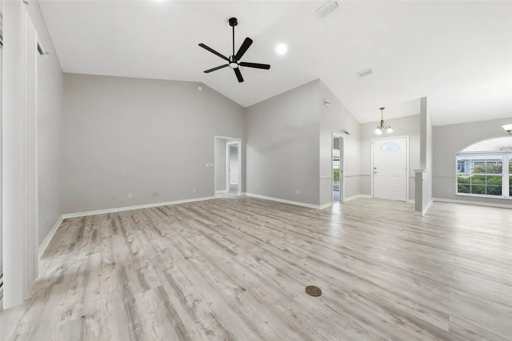 5035 NW 32 Place Ocala FL 34482