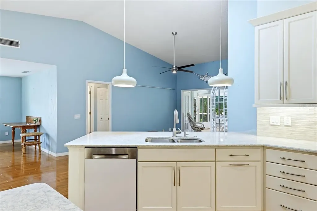 5723 Garden Lakes Palm Bradenton FL 34203