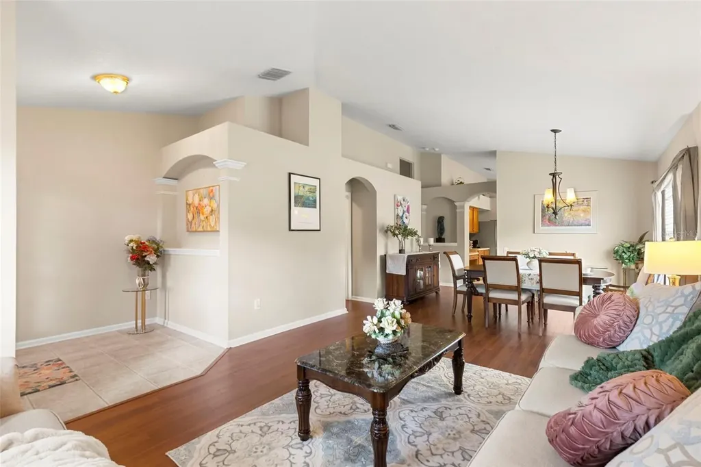 30709 Lanesborough Circle Wesley Chapel FL 33543