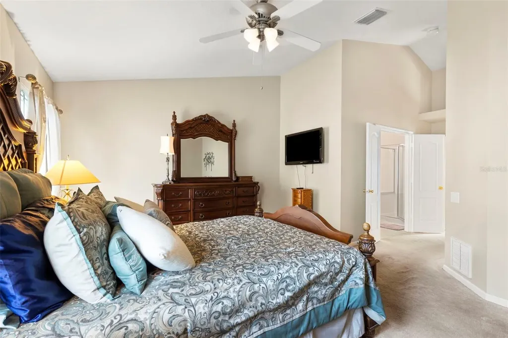 30709 Lanesborough Circle Wesley Chapel FL 33543
