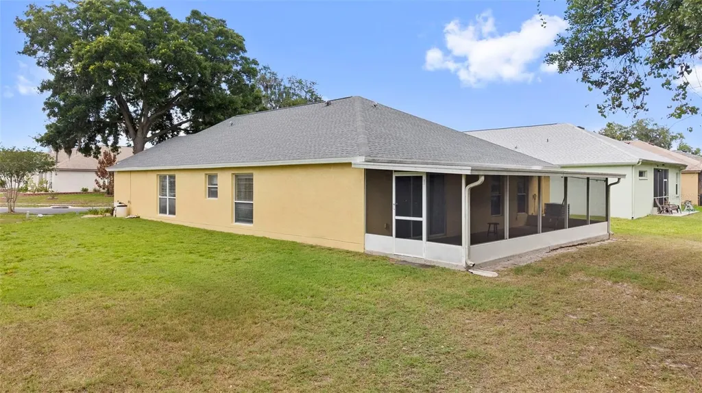 30709 Lanesborough Circle Wesley Chapel FL 33543
