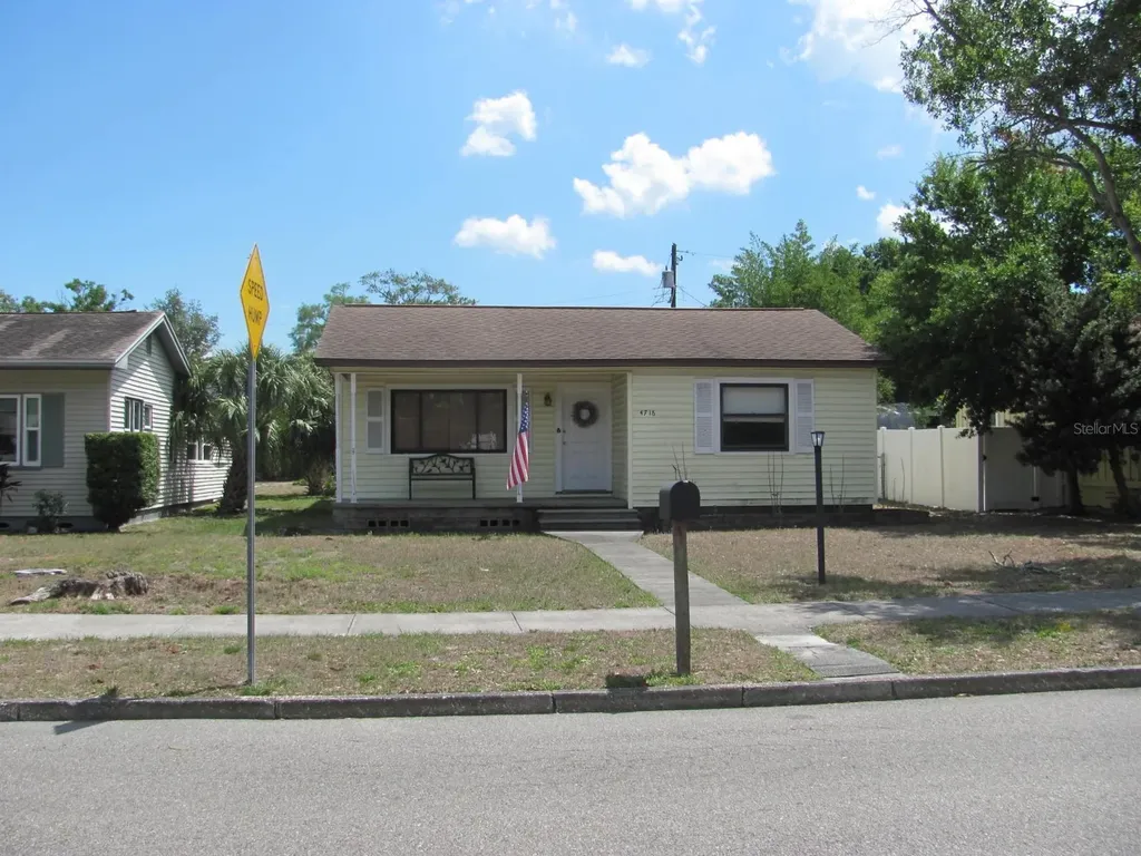 4716 17th Avenue N St Petersburg FL 33713