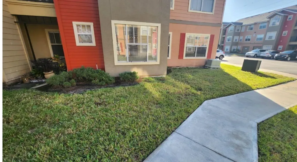2207 Antigua Place Kissimmee FL 34741