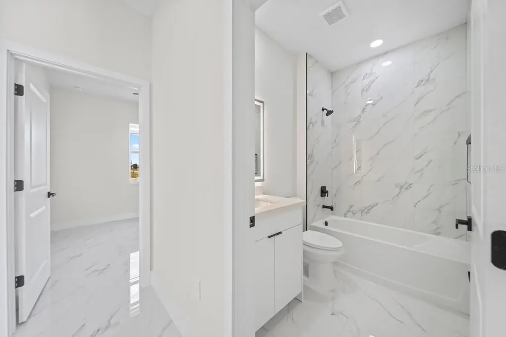 103 Diplomat Parkway E Cape Coral FL 33909
