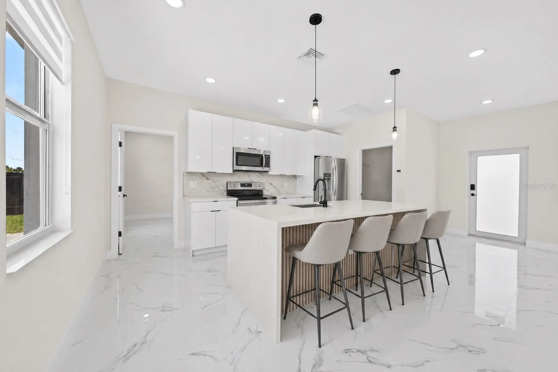 103 Diplomat Parkway E Cape Coral FL 33909