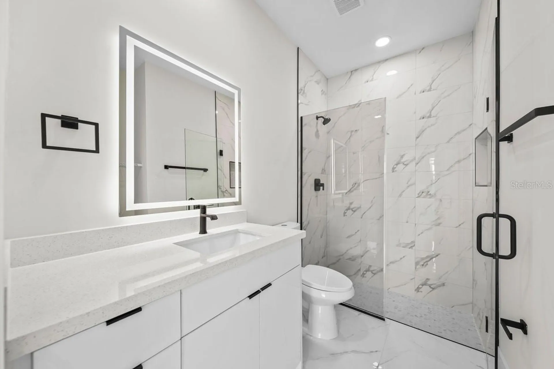 103 Diplomat Parkway E Cape Coral FL 33909