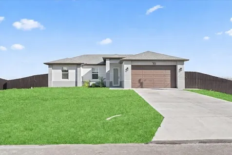103 Diplomat Parkway E Cape Coral FL 33909