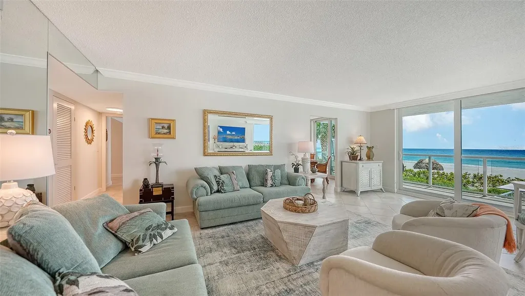 2425 Gulf Of Mexico Drive Longboat Key FL 34228