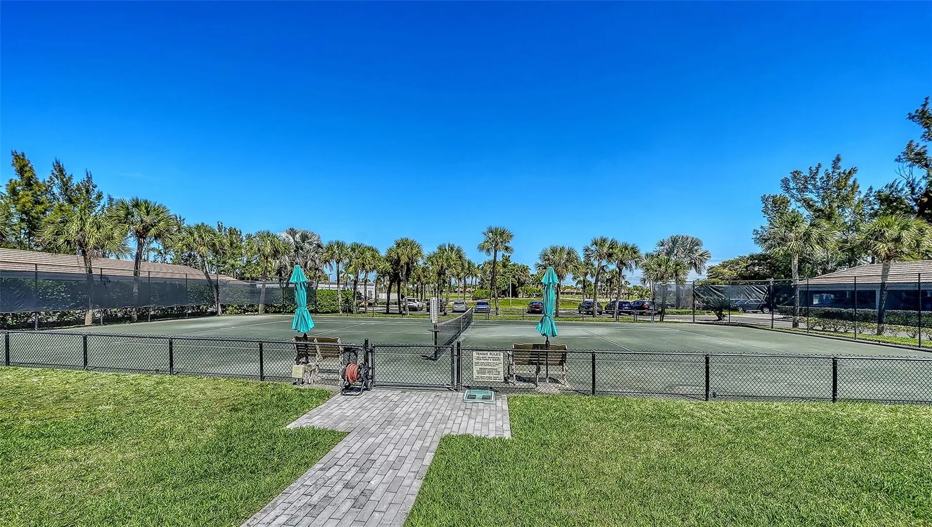 2425 Gulf Of Mexico Drive Longboat Key FL 34228
