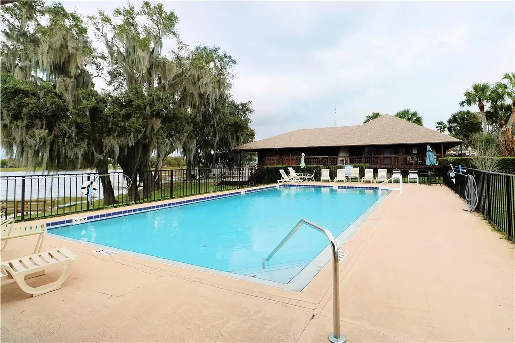 7205 Windsong Drive Lake Wales FL 33898