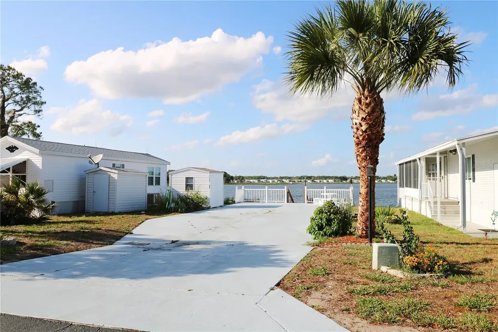 7205 Windsong Drive Lake Wales FL 33898