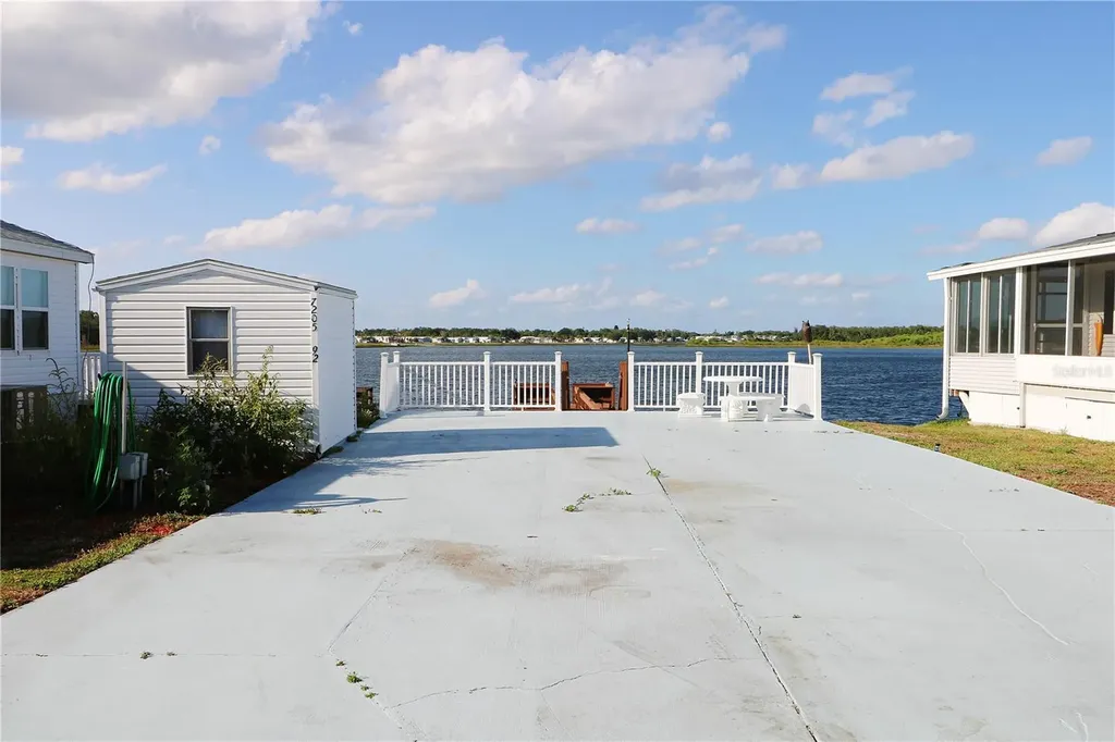 7205 Windsong Drive Lake Wales FL 33898