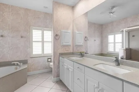 908 Casey Cove Drive Nokomis FL 34275