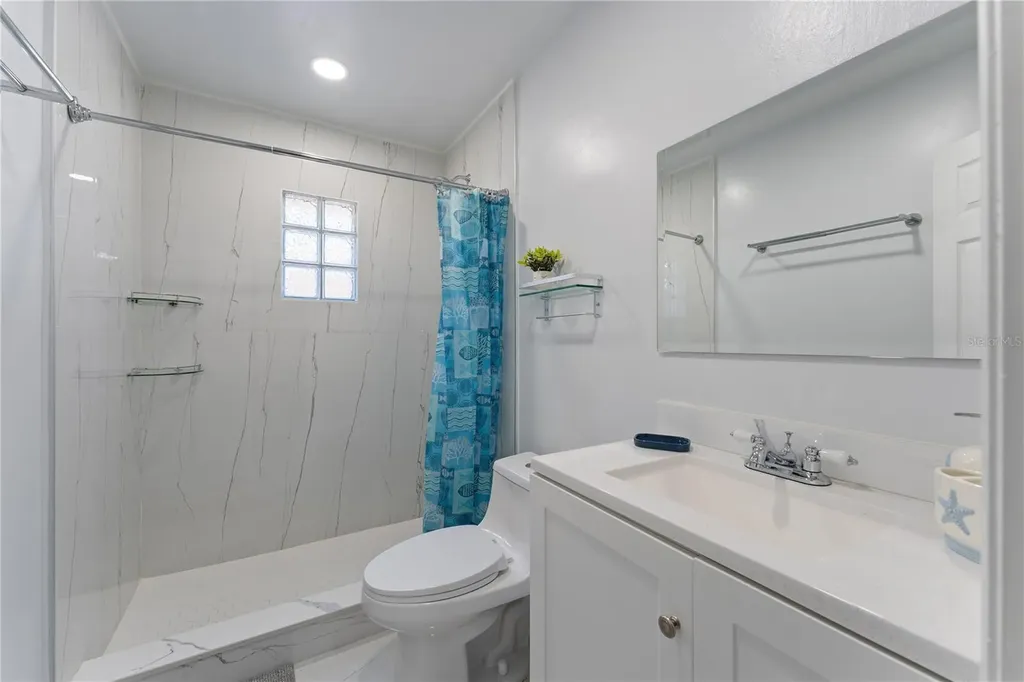 138 Pearl Avenue Sarasota FL 34243