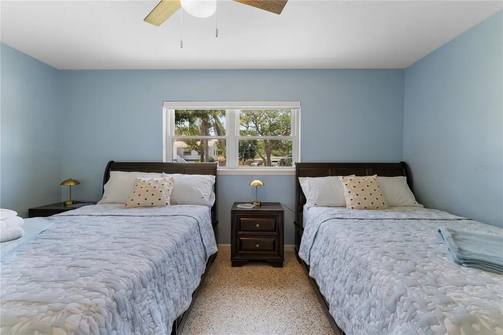 138 Pearl Avenue Sarasota FL 34243