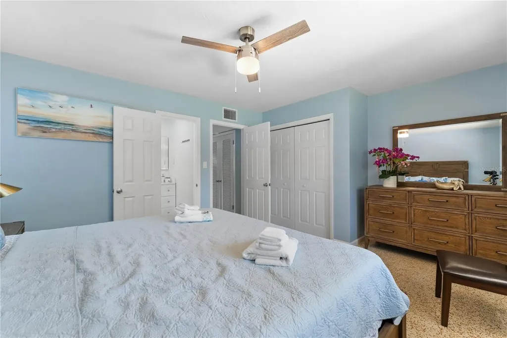 138 Pearl Avenue Sarasota FL 34243