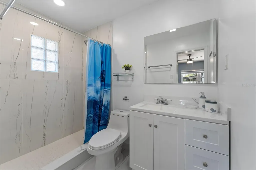 138 Pearl Avenue Sarasota FL 34243