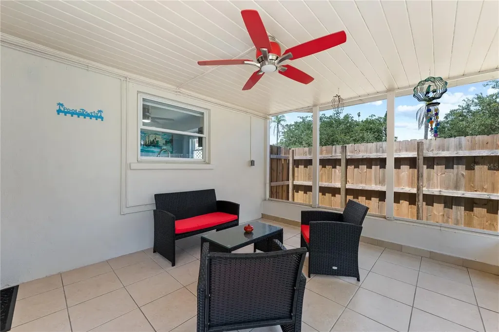 138 Pearl Avenue Sarasota FL 34243