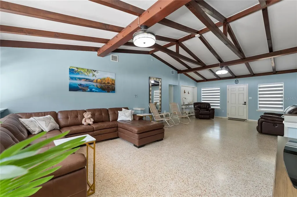 138 Pearl Avenue Sarasota FL 34243