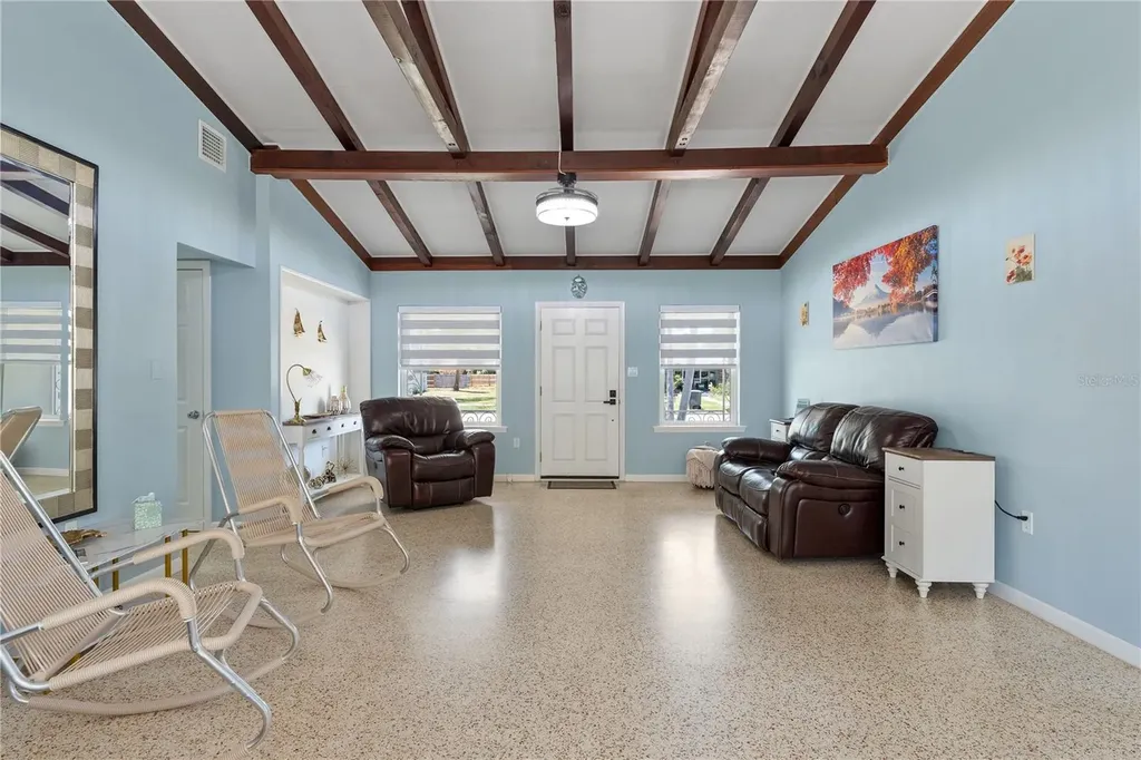 138 Pearl Avenue Sarasota FL 34243