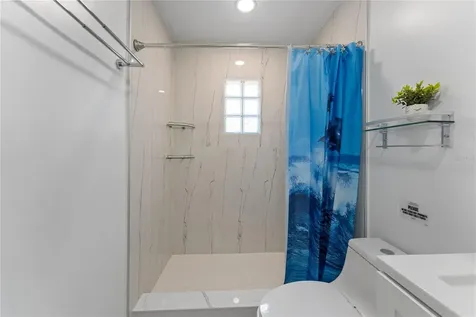 138 Pearl Avenue Sarasota FL 34243