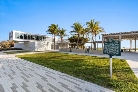 138 Pearl Avenue Sarasota FL 34243
