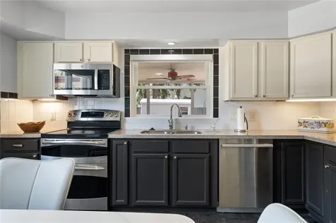 138 Pearl Avenue Sarasota FL 34243