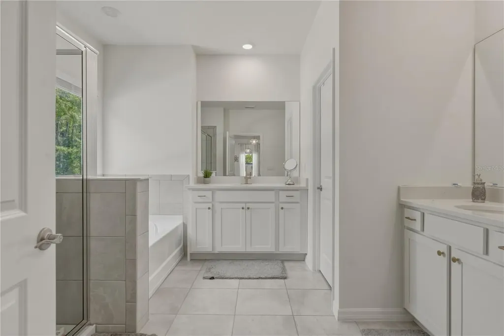 17664 NW 173rd Road Alachua FL 32615