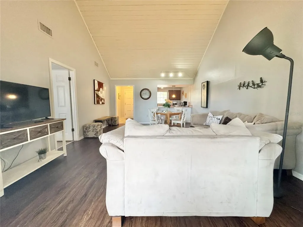 1106 Villa Lane Apopka FL 32712