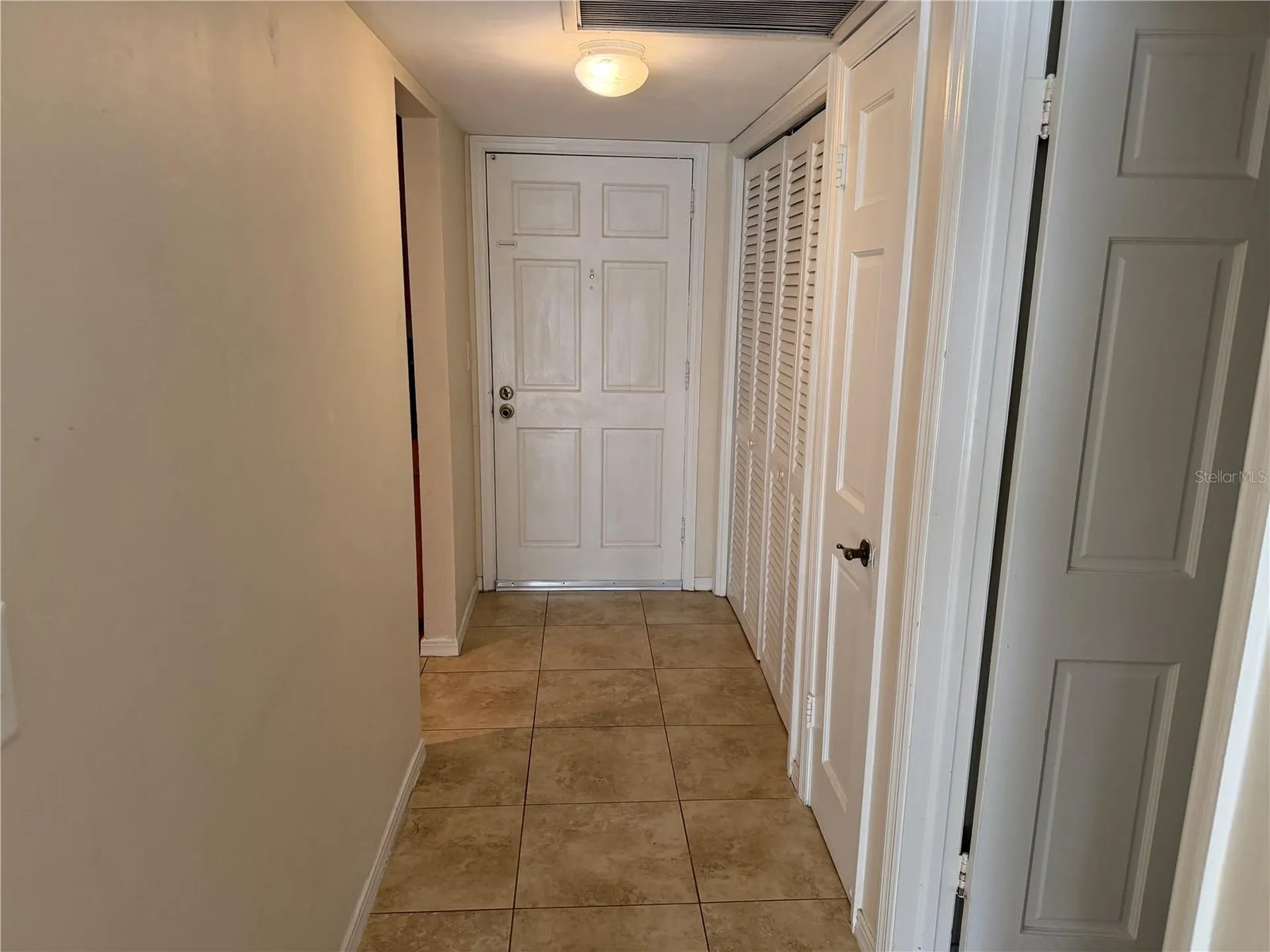 10335 Carrollwood Lane Tampa FL 33618
