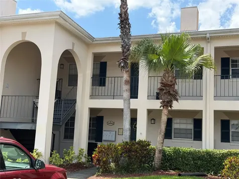 10335 Carrollwood Lane Tampa FL 33618