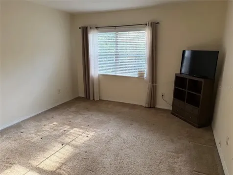 10335 Carrollwood Lane Tampa FL 33618