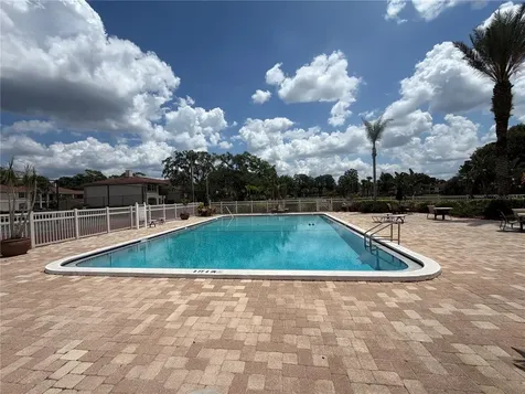 10335 Carrollwood Lane Tampa FL 33618