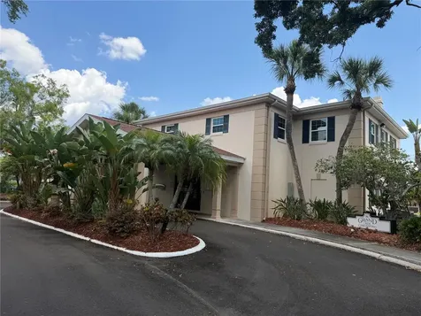 10335 Carrollwood Lane Tampa FL 33618