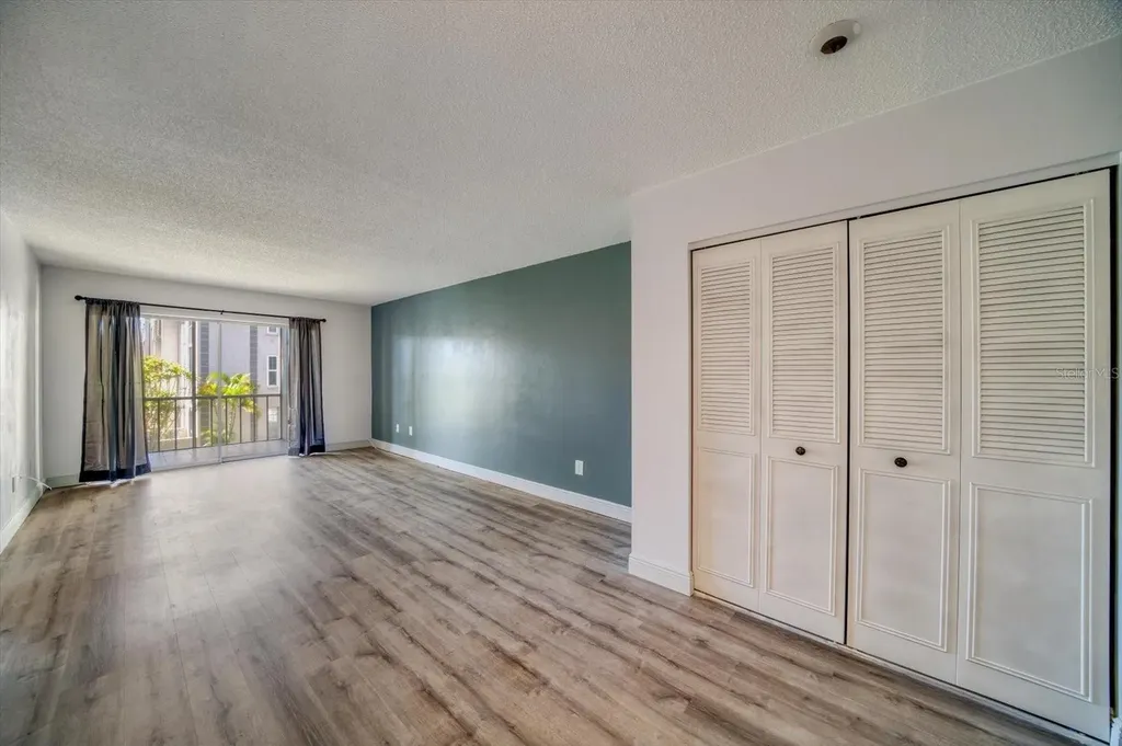 8693 Bardmoor Boulevard Seminole FL 33777