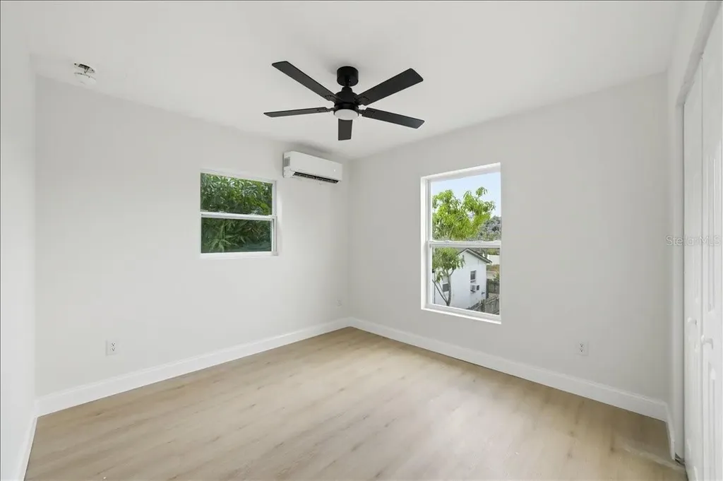 4651 22nd Avenue N St Petersburg FL 33713