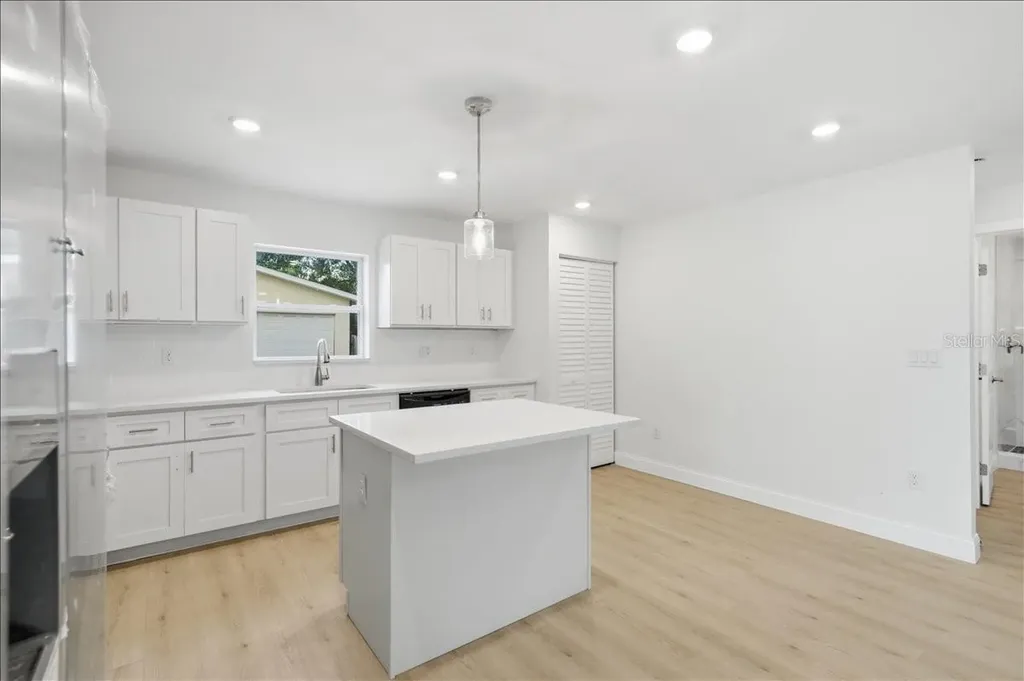4651 22nd Avenue N St Petersburg FL 33713
