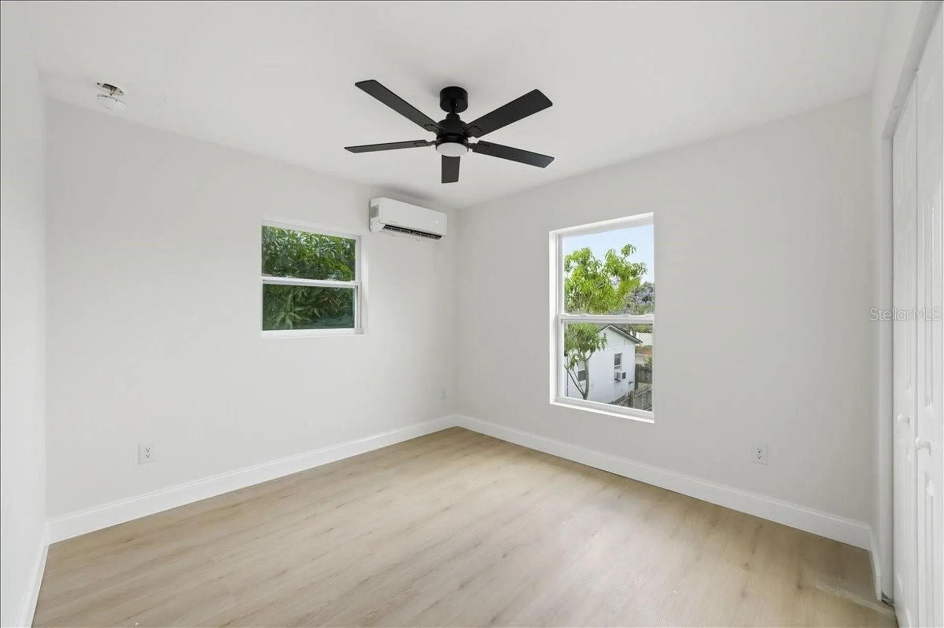 4651 22nd Avenue N St Petersburg FL 33713
